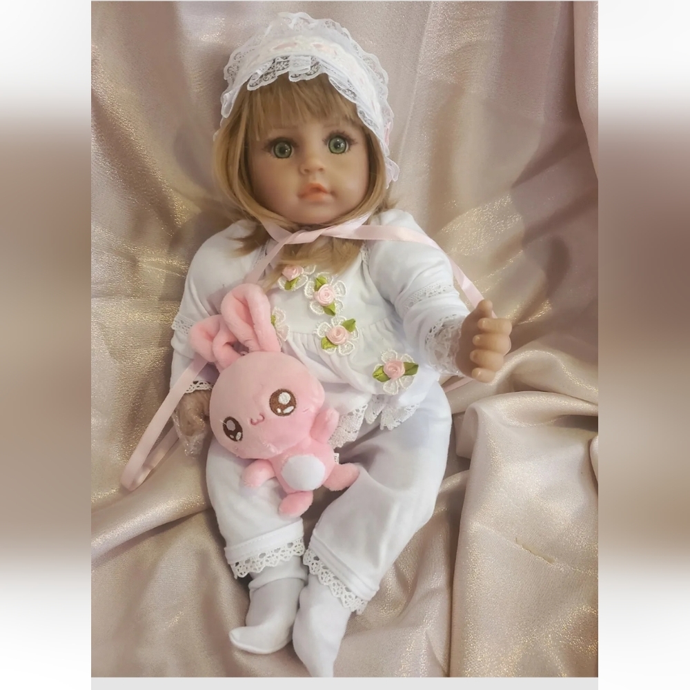 NIB Toddler Doll Girl Green Eyes Real Touch 20" Vinyl Play Baby Dolls